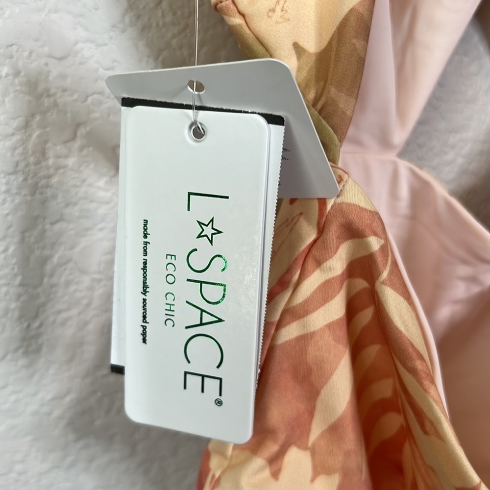 L*SPACE Kyslee Floral Cutout One Piece Swimsuit Size 6 - Picture 5 of 5